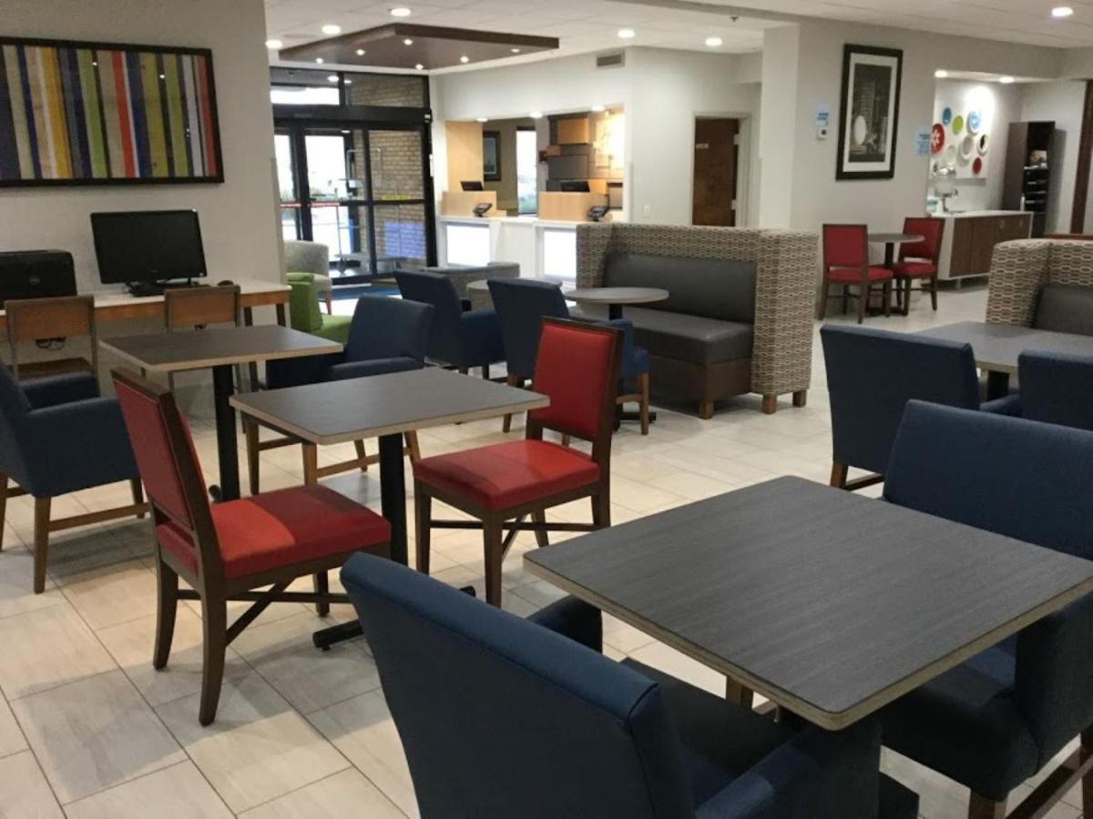 Holiday Inn Express Easton By Ihg מראה חיצוני תמונה